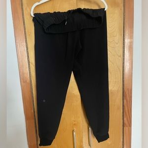 Lululemon Athletica Stretch High Rise Jogger *Full Length Size 6